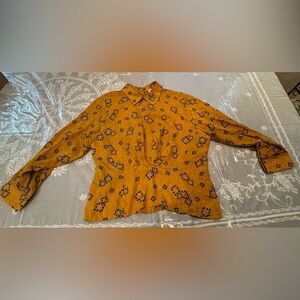 ❤️ BERGDORF GOODMAN Mustard Geometric Fabric 100% Silk Blouse